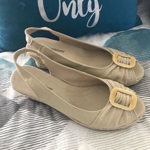 Naturalizer Women Open Toe Canvas Casual Shoes